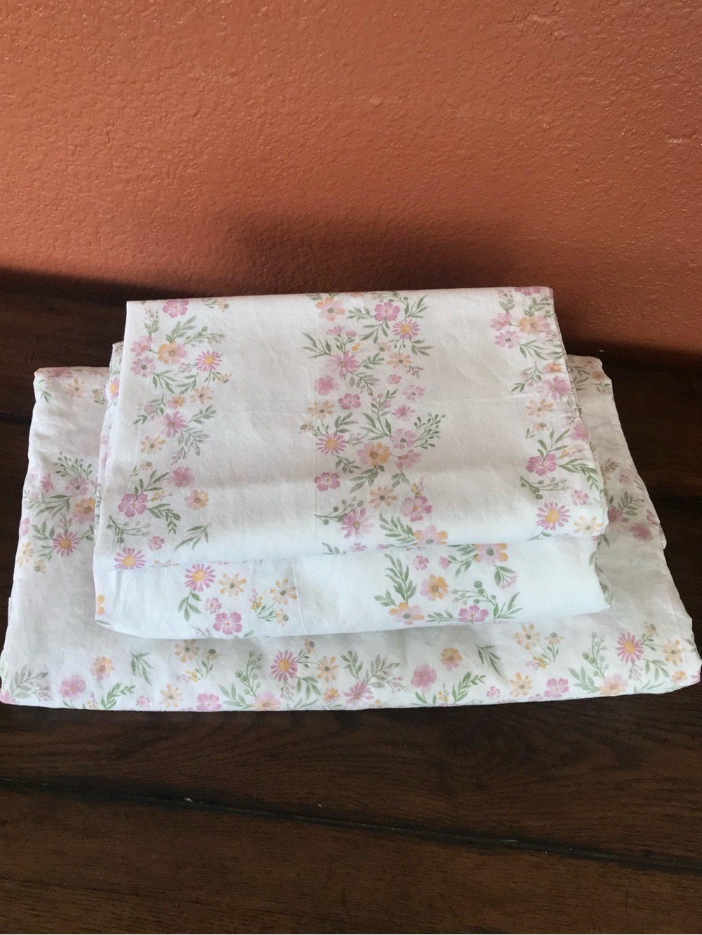 The Armoire Classic Vintage Multicolored Floral 100% Cotton Twin Sheet Set EUC - Picture 2 of 7
